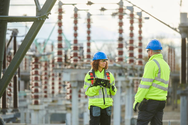 Best Emergency Electrician Near Me  in Fruitridge Pocket, CA