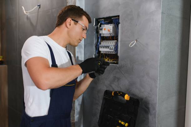 Best Emergency Electrical Repair  in Fruitridge Pocket, CA